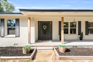 127 E Cherry St, Columbus, MS 39702 - photo 2