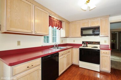 23 Mariners Ln, Yarmouth Port, MA 02675 - photo 4