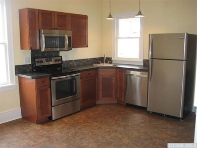 445 Warren St, Hudson, NY 12534 - photo 2