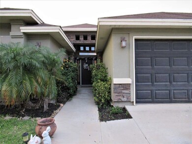 614 Waxwing Cedar Dr, Laredo, TX 78045 - photo 2