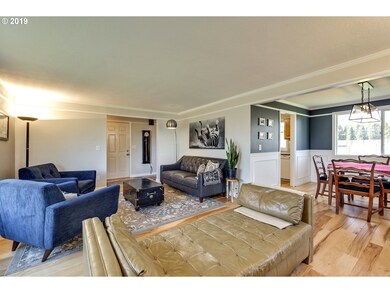 Living Room/Dining Room