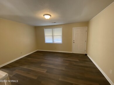 516 Williams St, Jacksonville, NC 28540 - photo 2