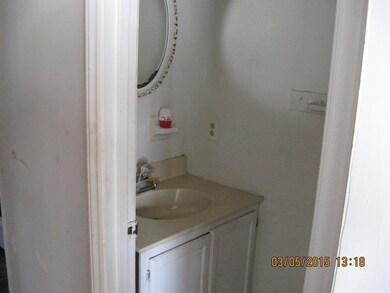 314 Myrtlewood Cir, Jacksonville, NC 28546 - photo 4