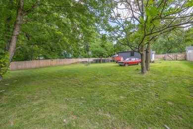 575 Spiller St _ Elizabeth Hill-09