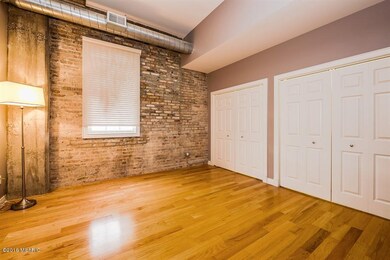 1117 Broad St unit 3A, Saint Joseph, MI 49085 - photo 6