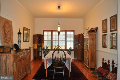 304 Adahi Rd SE, Vienna, VA 22180 - photo 5