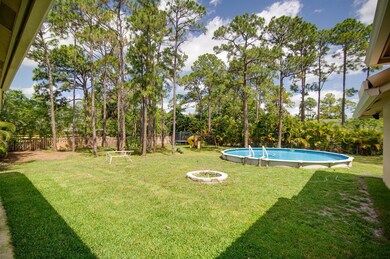 17891 66th Ct N-large-006-31-Yard-1500x9