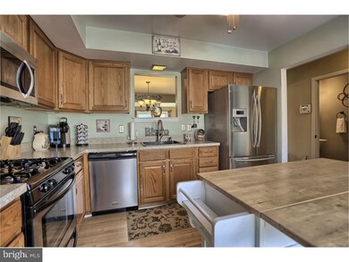 3810 Lynn Ave, Reading, PA 19606 - photo 4