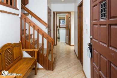 22-Front Entry_DMD_9626