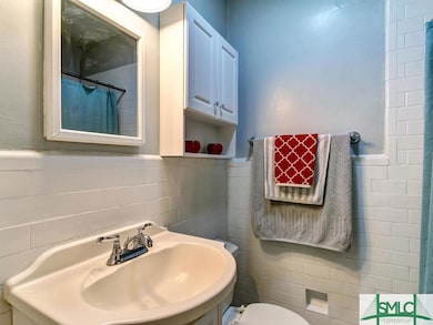 404 Columbus Dr, Savannah, GA 31405 - photo 7