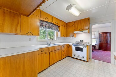 1080 E Jones Creek Rd, Grants Pass, OR 97526 - photo 6