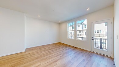 134 Yorktown Ct, Libertyville, IL 60048 - photo 5