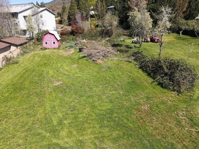 2060 NE Fairview Ave, Grants Pass, OR 97526 - photo 7