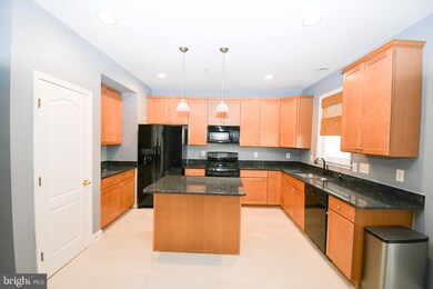 4310 Vintage Ivy Ln, Owings Mills, MD 21117 - photo 2