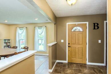 7516 Sagewood Ct, Columbus, OH 43235 - photo 3