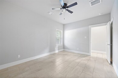 835 Wakefield Dr unit B, Houston, TX 77018 - photo 3