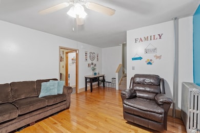 21 Woodbine St, Worcester, MA 01603 - photo 2