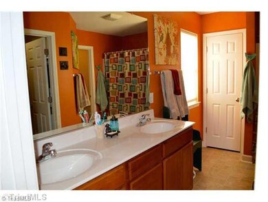 Master Bath/Spa.