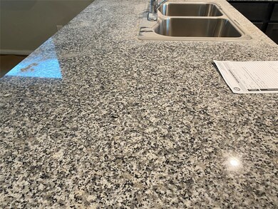 10711 Nyla Spring St, Houston, TX 77016 - photo 4