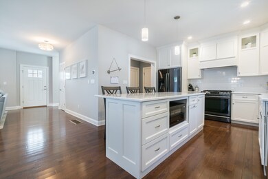 71 Meredith Way, Weymouth, MA 02188 - photo 4