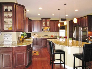 Kitchen. Center island breakfast bar