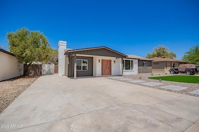 5724 N 13th Place, Phoenix, AZ 85014 - photo 4