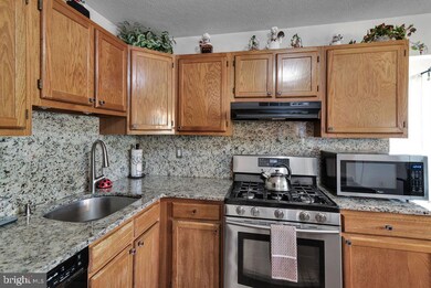 700 Carlough St, Hyattsville, MD 20785 - photo 6