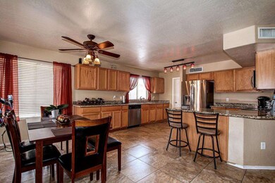 Open Kitchen