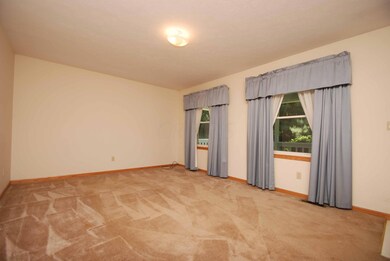 9065 Jacksontown Rd, Jacksontown, OH 43030 - photo 4