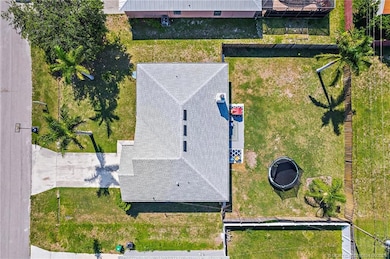 1433 SW Flounder Ln, Port Saint Lucie, FL 34953 - photo 3