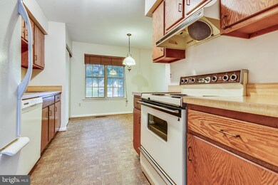 17436 Gallagher Way, Olney, MD 20832 - photo 7