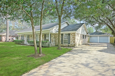 27210 Wells Ln, Conroe, TX 77385 - photo 2