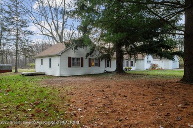 02-2215-Raby-Rd-East-Lansing-MI-48823-Wi