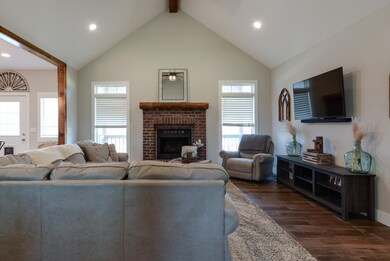 4396 S 90th Rd, Bolivar, MO 65613 - photo 5