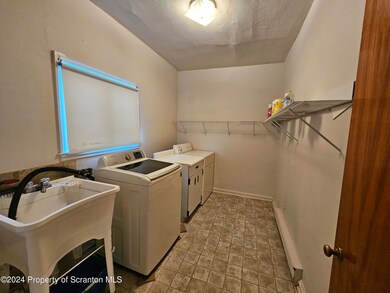624 Court unit 2, Scranton, PA 18508 - photo 6