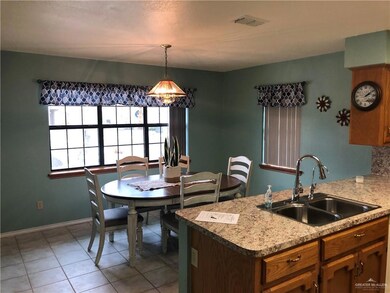 933 Katrin Dr, Alamo, TX 78516 - photo 4