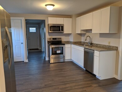 58 New Braintree Rd, North Brookfield, MA 01535 - photo 3