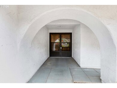 1358 E Fourth Ave, Sutherlin, OR 97479 - photo 4