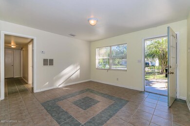 5226 Redstone Dr, Jacksonville, FL 32210 - photo 6