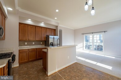 2846 Wakewater Way, Woodbridge, VA 22191 - photo 6