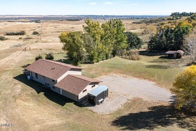 4300 Old Red Trail, Mandan, ND 58554 - photo 2