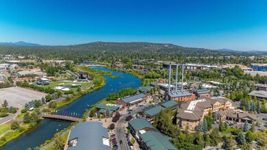 172 SW Roosevelt Ave, Bend, OR 97702 - photo 3