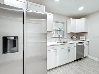 871 Darwin Dr, Altamonte Springs, FL 32701 - photo 5