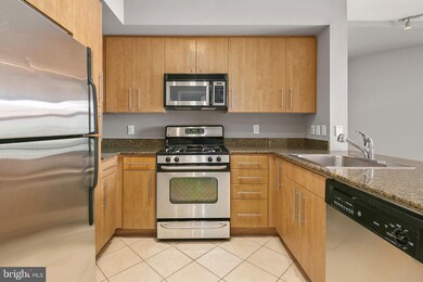 Clarendon 1021 unit 814, Arlington, VA 22201 - photo 7