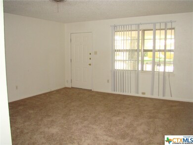 305 Oak St, Copperas Cove, TX 76522 - photo 3