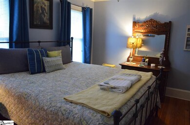 28 Gosnell Ave, Inman, SC 29349 - photo 5