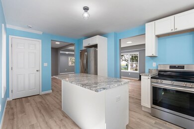 6 Pocasset St, Worcester, MA 01604 - photo 7