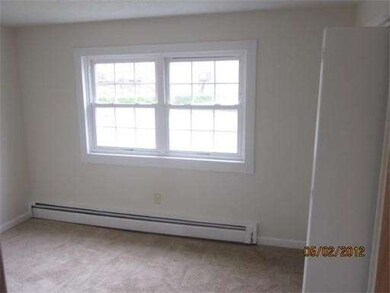 381 Hildreth St unit 205, Lowell, MA 01850 - photo 6