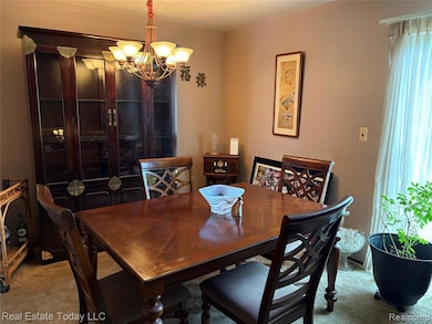 25064 Champlaign Dr unit 9B, Southfield, MI 48034 - photo 4