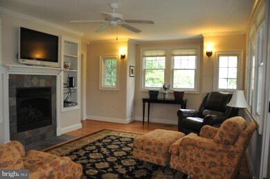 822 Chesapeake Ave, Annapolis, MD 21403 - photo 3